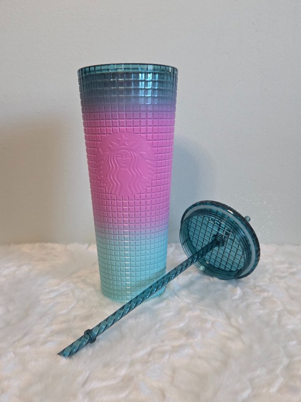 Starbucks 24oz Tumbler Valentines 2024 Blue Pink Purple Gradient Ombre Grid NWT